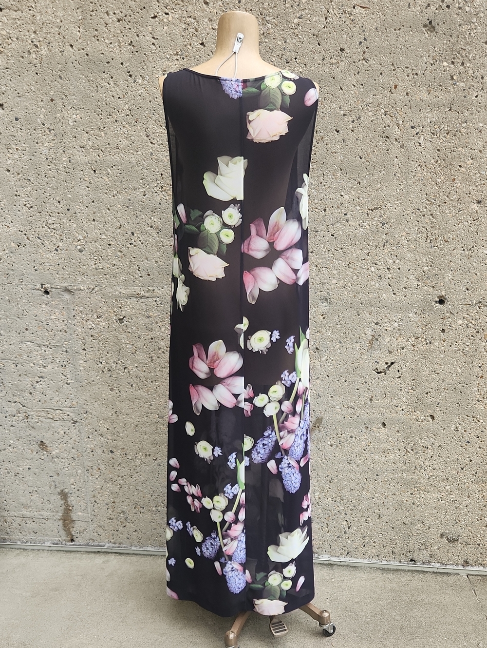 Ted Baker Black Floral Print Sleeveless Maxi Dress - Picture 7 of 9